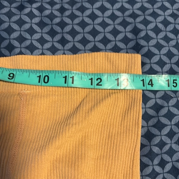 FCUK tan Ribbed Shorts - Picture 5 of 9